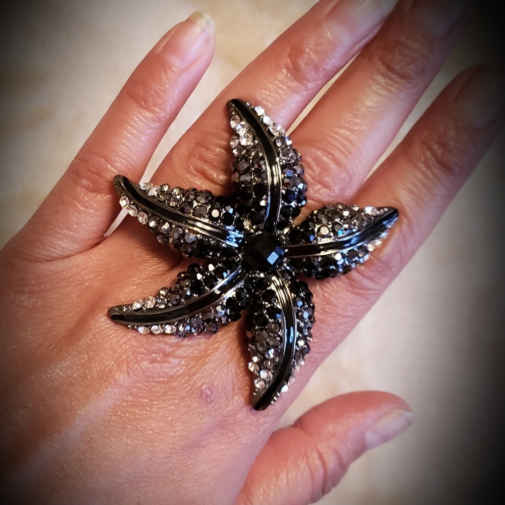 Starfish cocktail ring